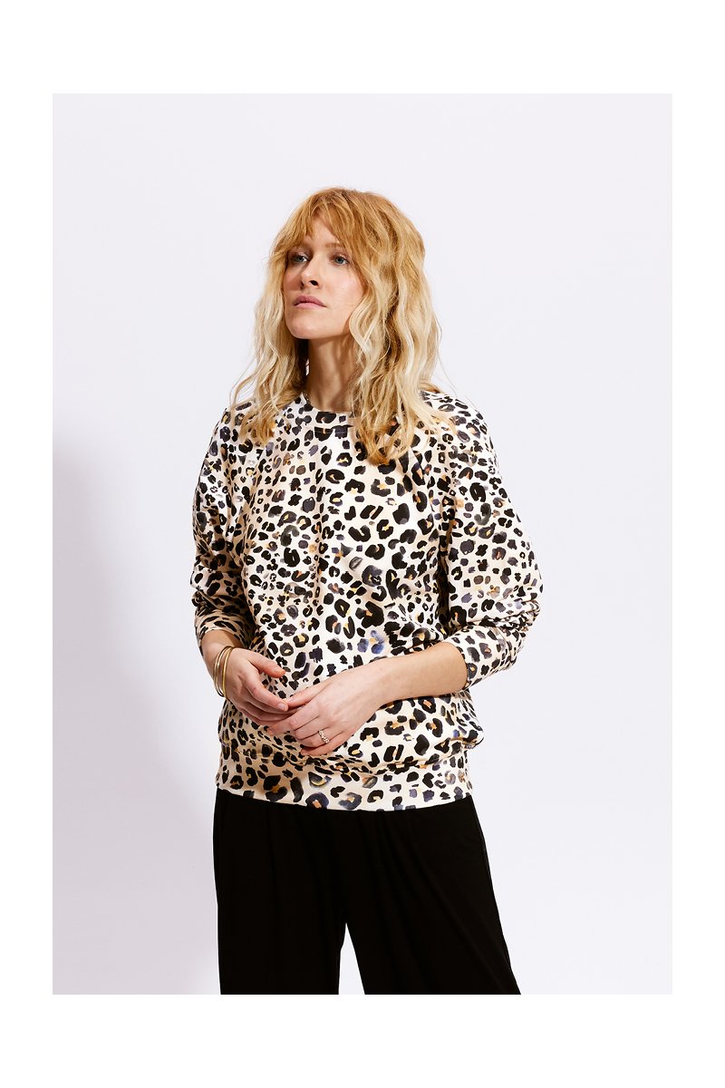 LUCY IN THE SKY print leo