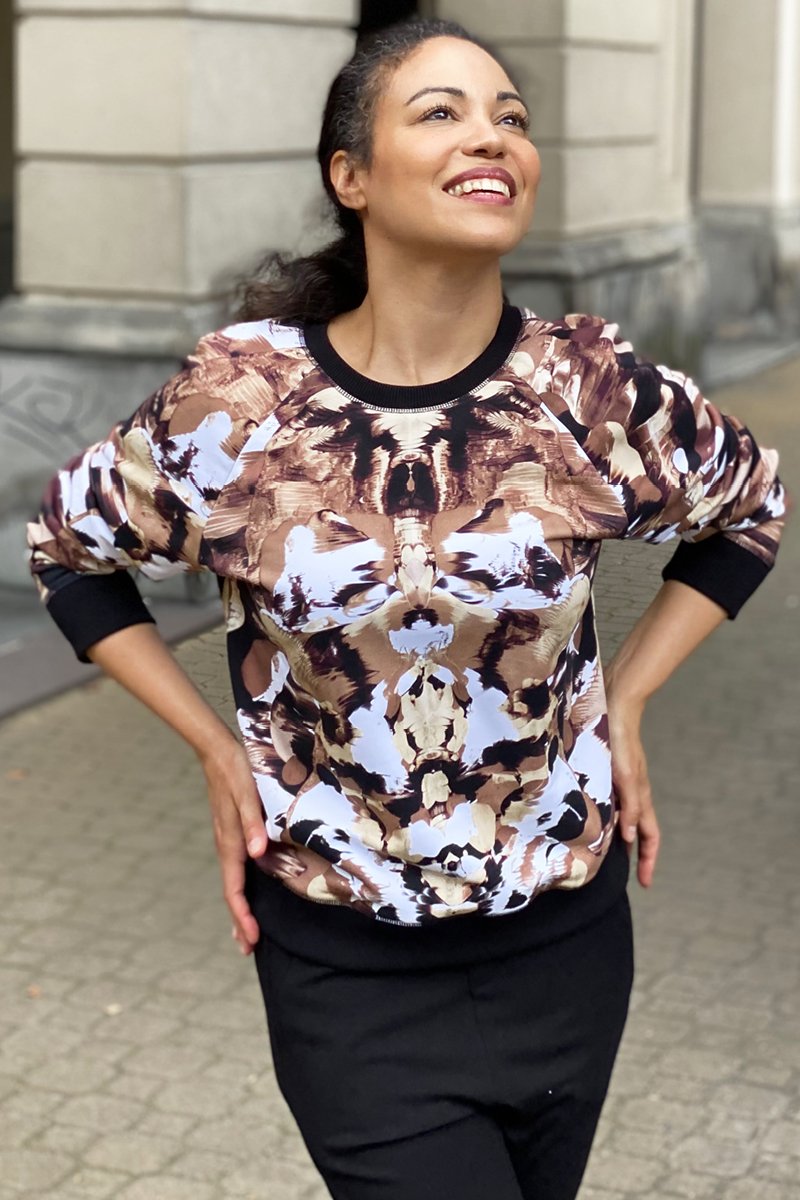LUCY IN THE SKY print Rorschach pustynia