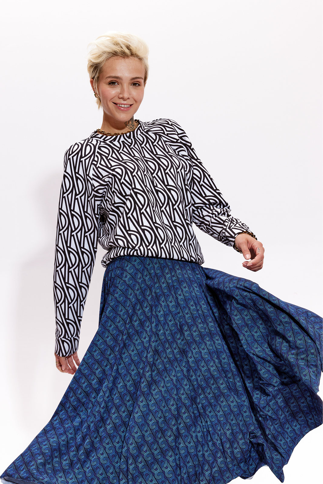PRIMA BALLERINA R is for RISK blue & navy print