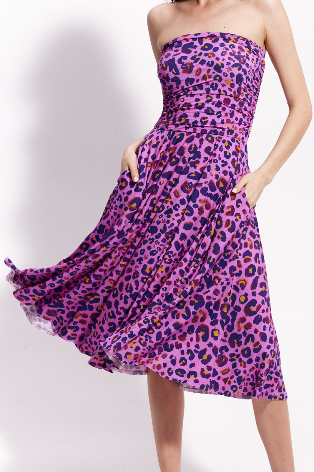 CAPRI pink panther print