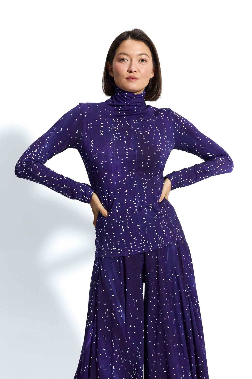 VAN GOLF print snow dots VAN GOLF print snow dots