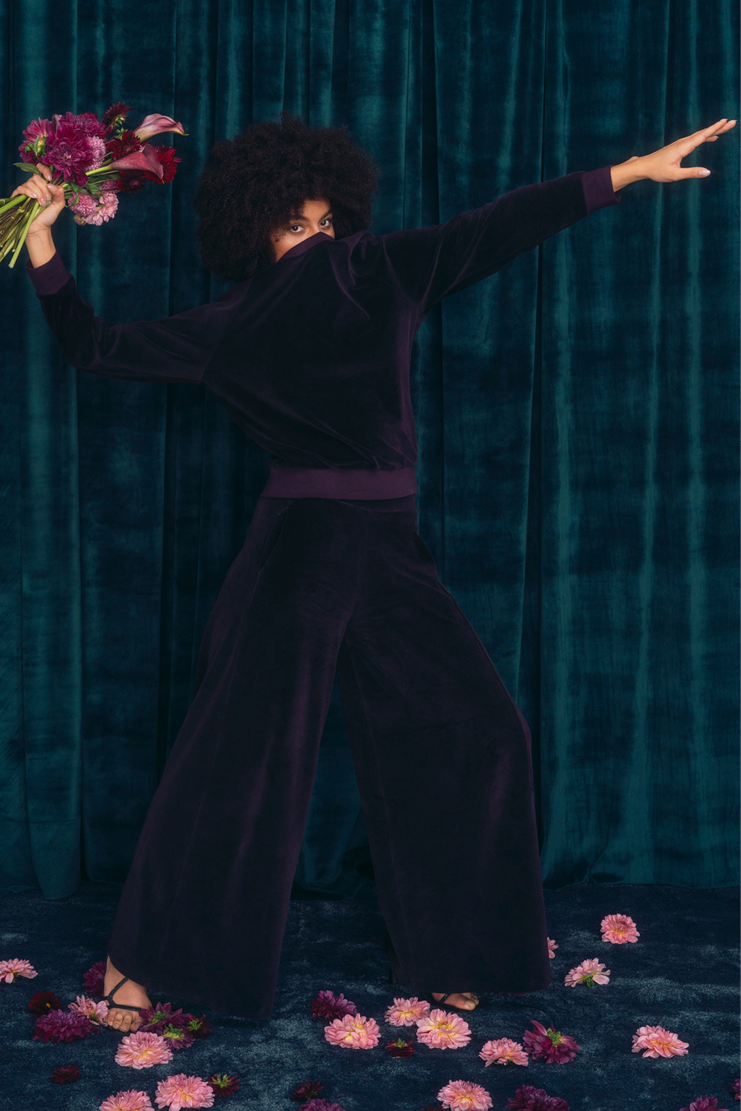 LOUISE plum velvet