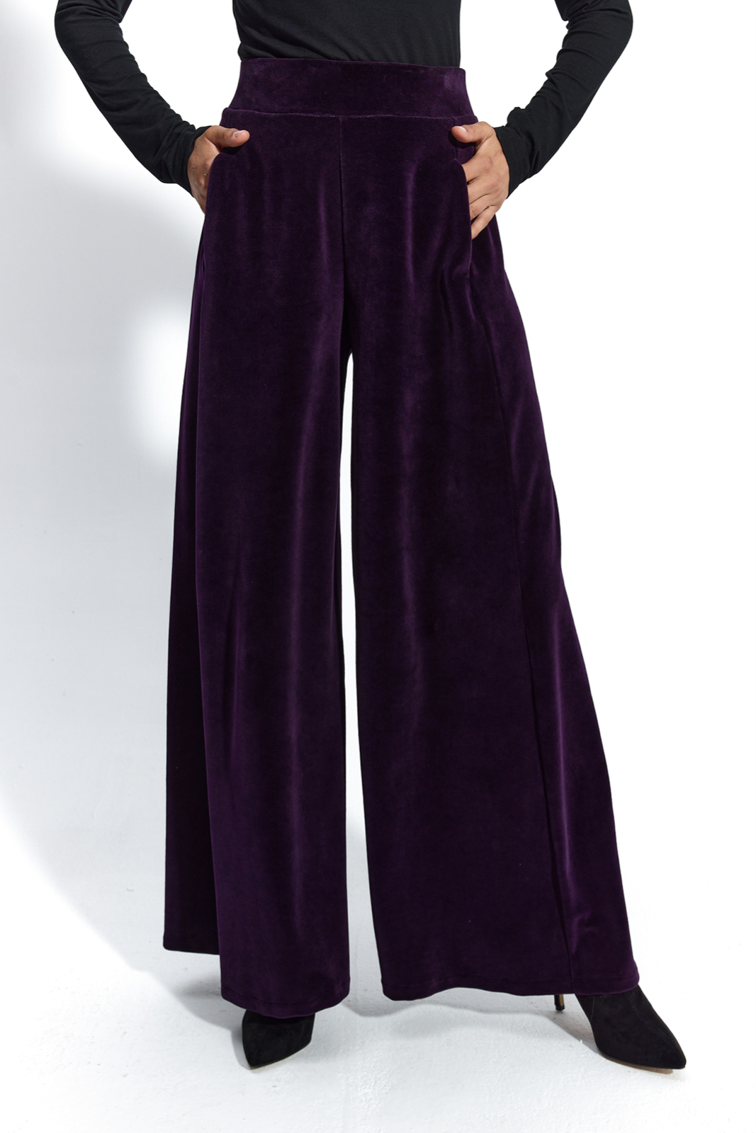 LOUISE plum velvet