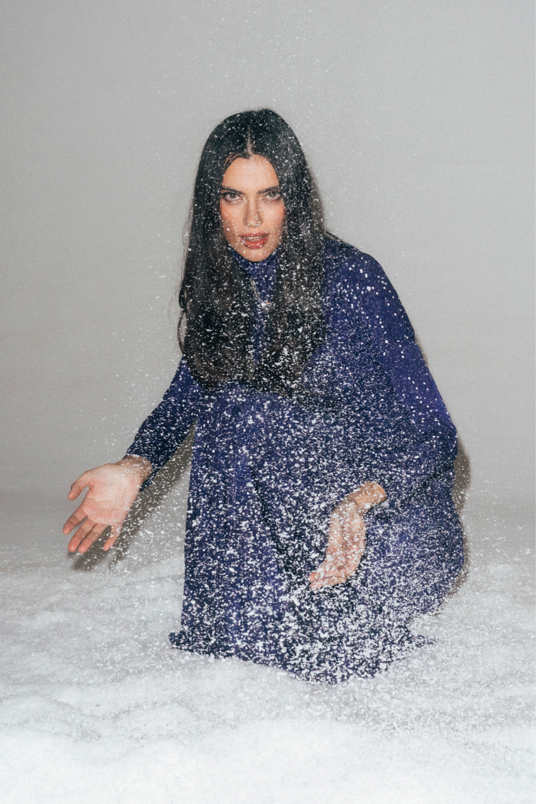 PRIMAVERAS snow dots print