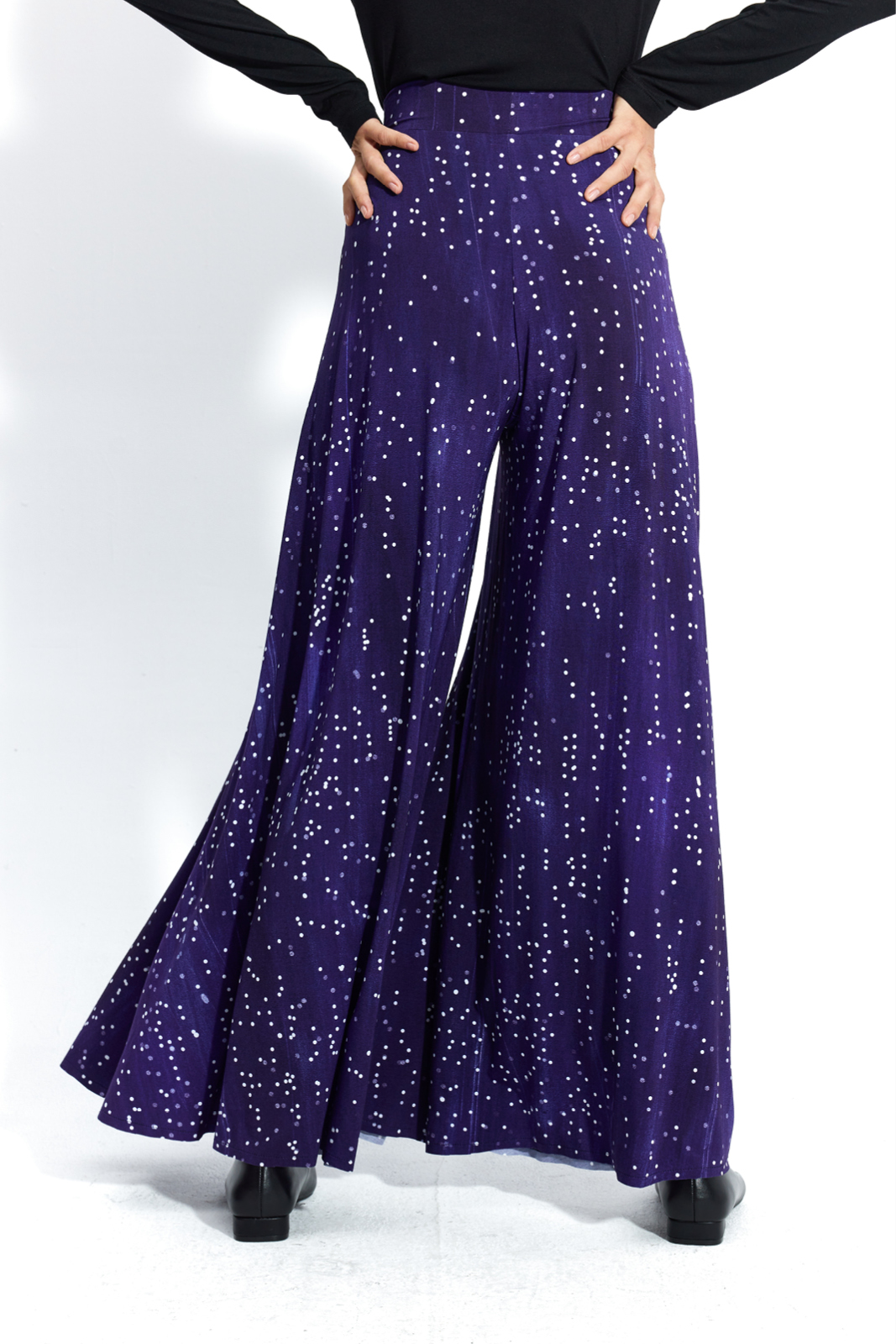 PRIMAVERAS snow dots print