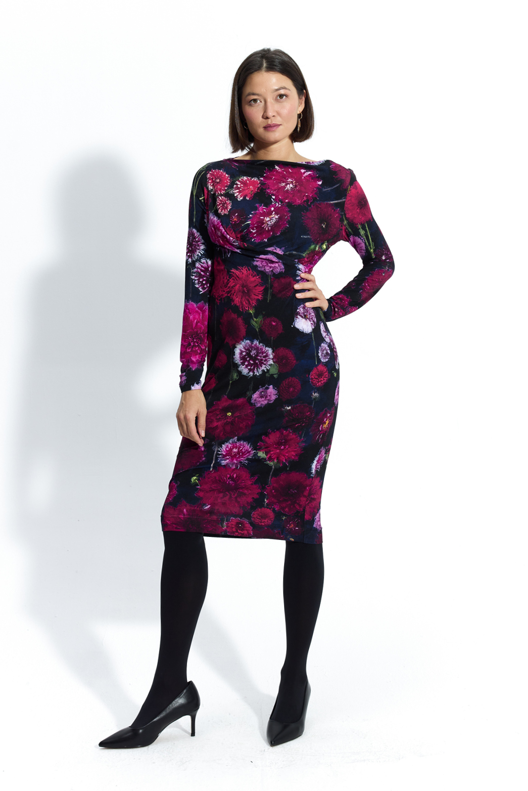 BODY POSITIVE dahlias print
