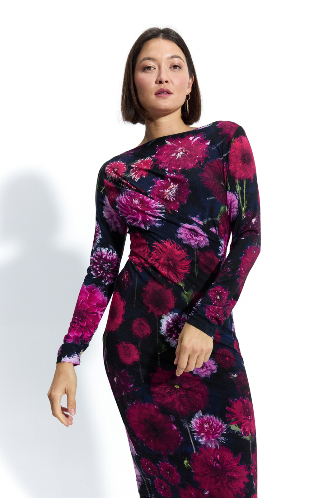 BODY POSITIVE dahlias print