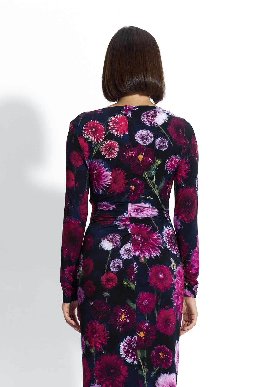 BODY POSITIVE dahlias print
