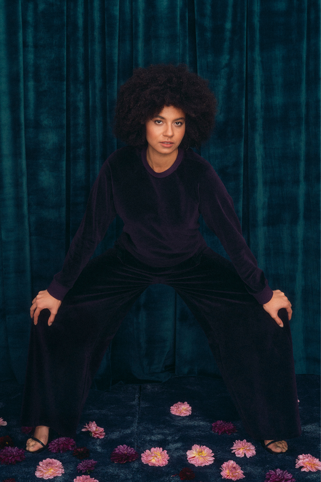 LUCY IN THE SKY plum velvet