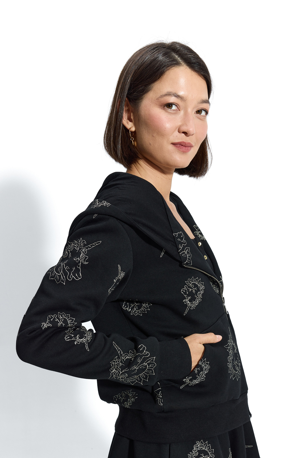 MIŚ YOU Lady with a Unicorn embroidery MIŚ YOU Lady with a Unicorn embroidery
