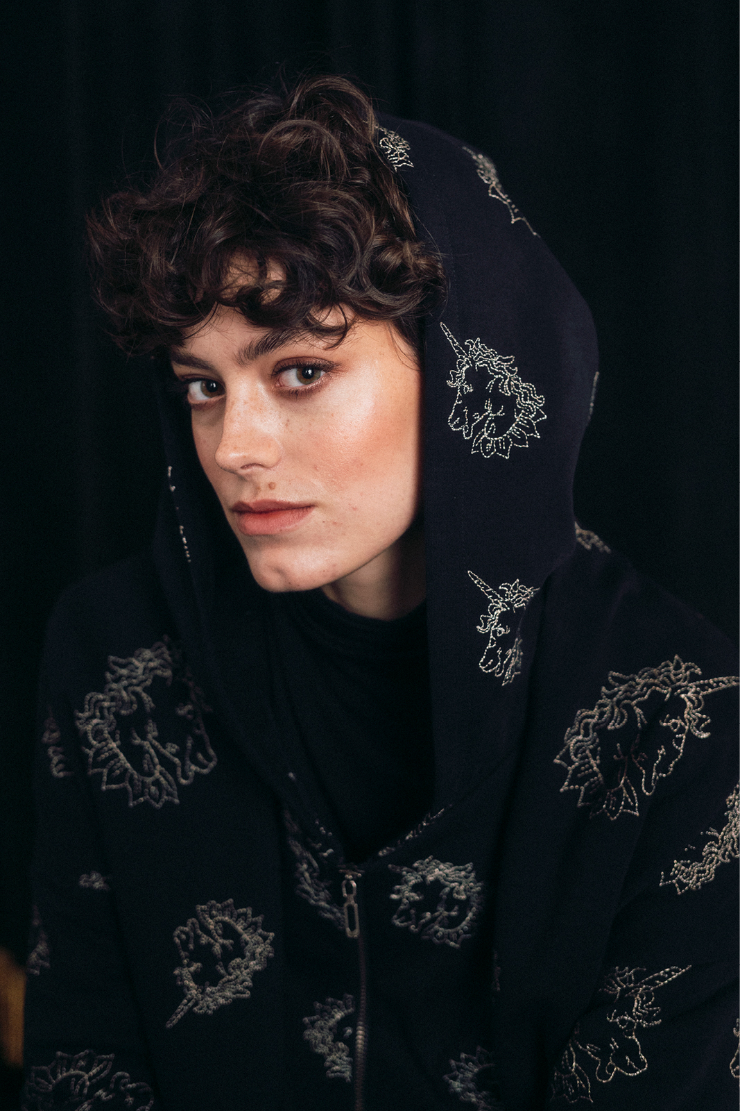 MIŚ YOU Lady with a Unicorn embroidery MIŚ YOU Lady with a Unicorn embroidery