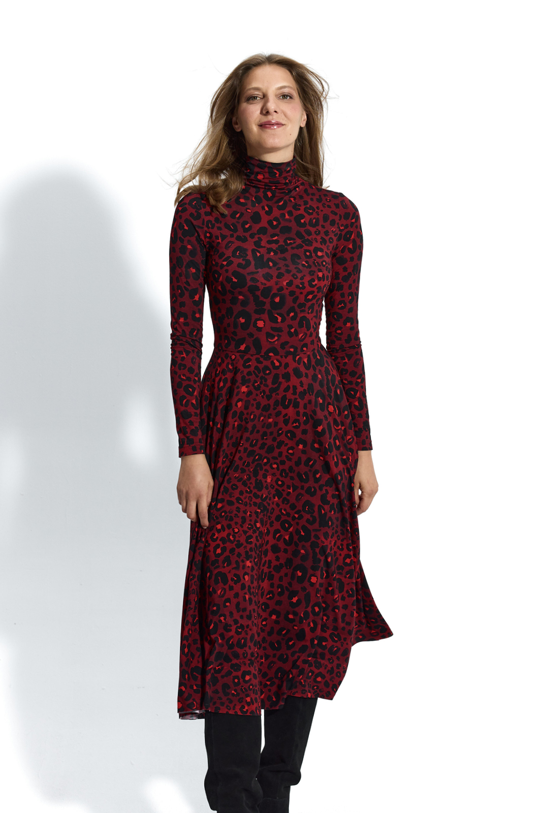 GO(LF) FOR IT leo wild red print