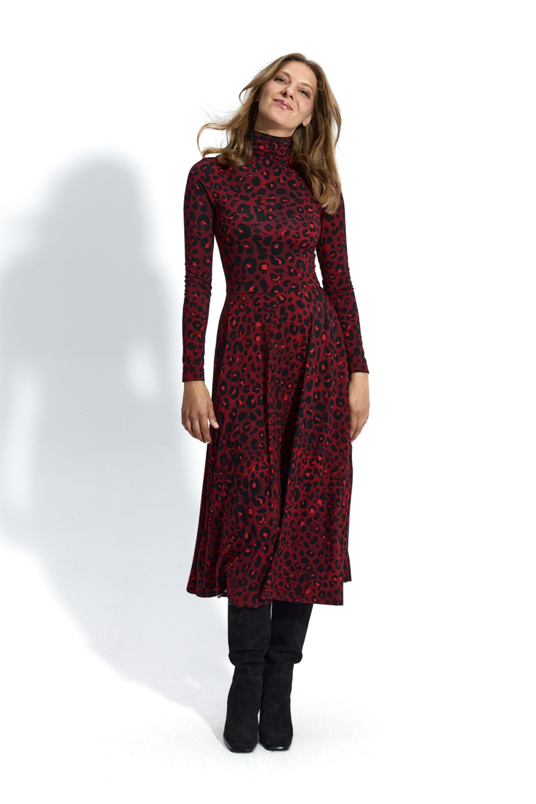 GO(LF) FOR IT leo wild red print