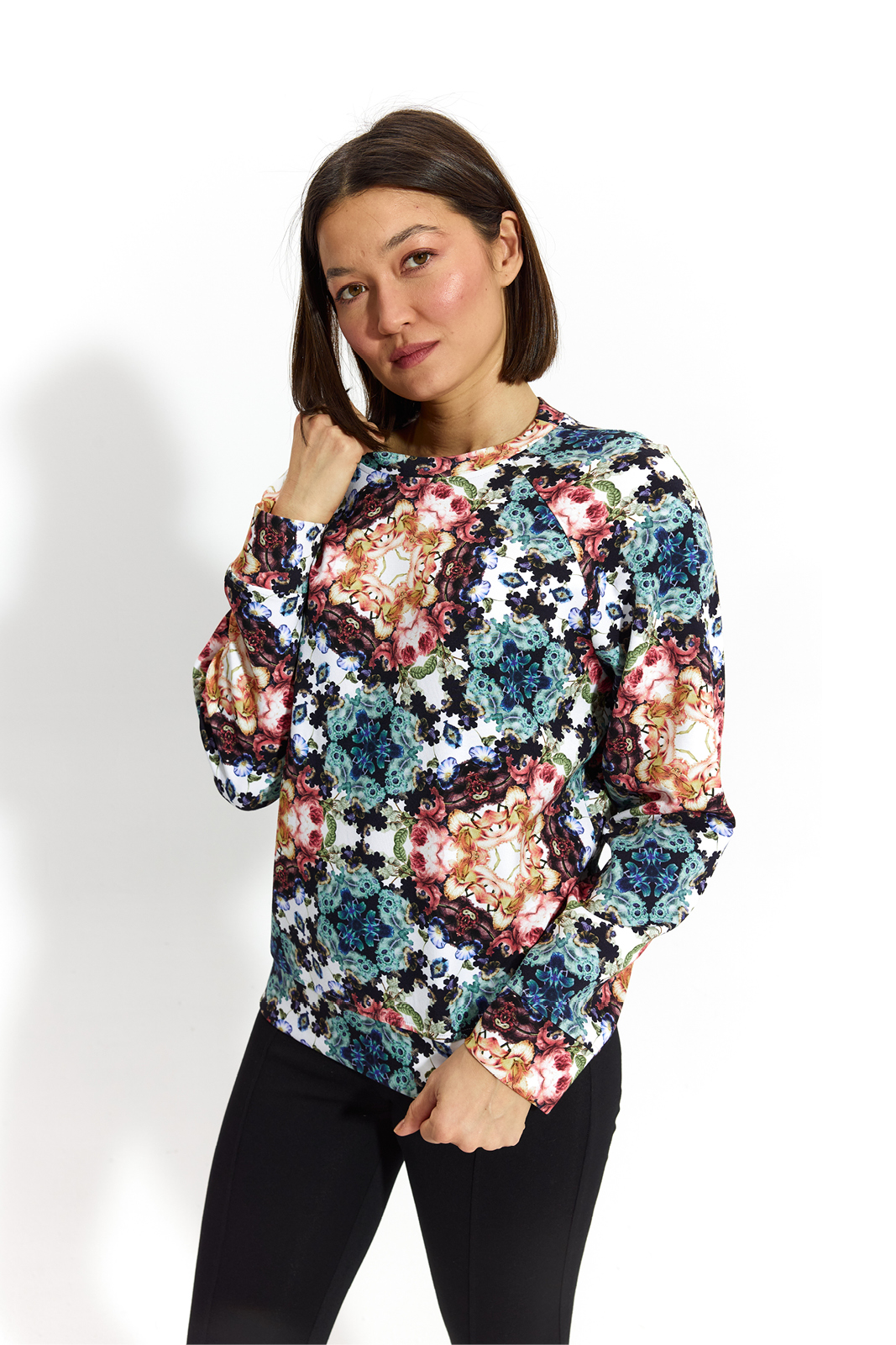 LUCY IN THE SKY kaleidoscope flowers print