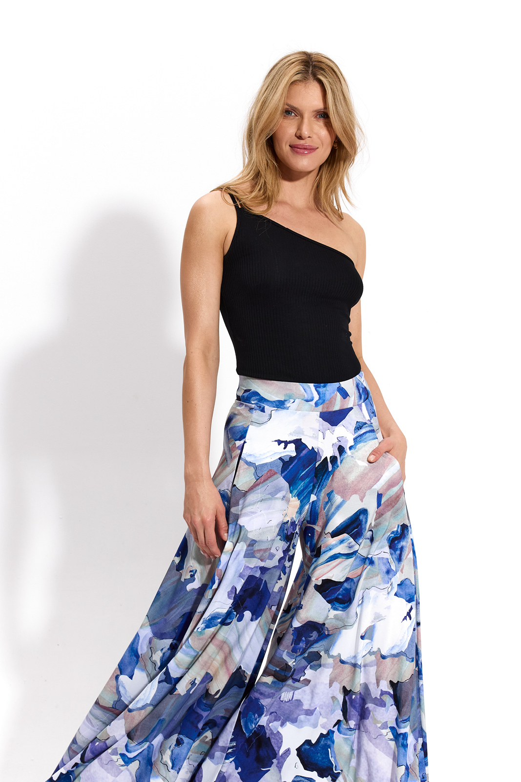 PRIMAVERAS blue Dreamworld print