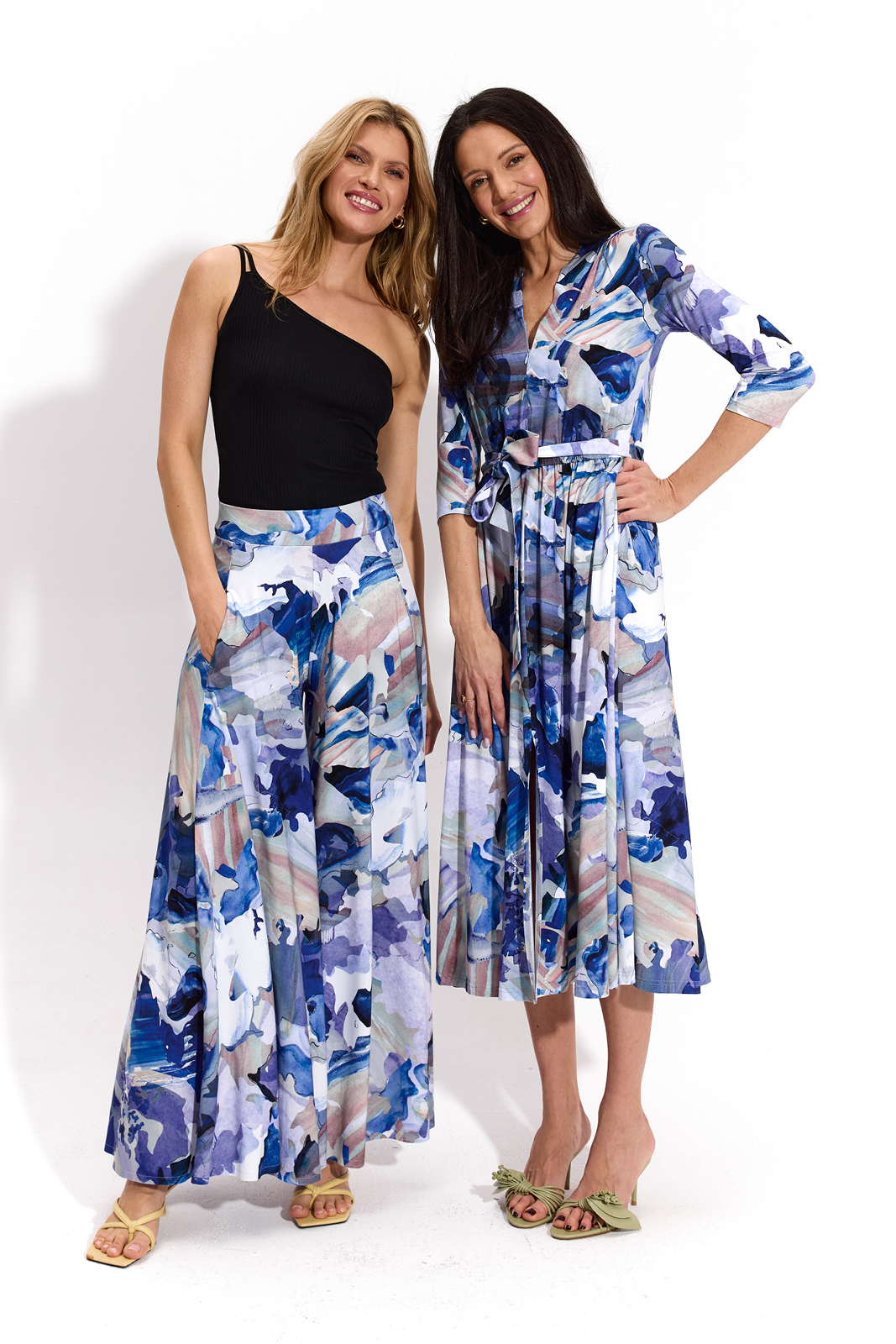 PRIMAVERAS blue Dreamworld print