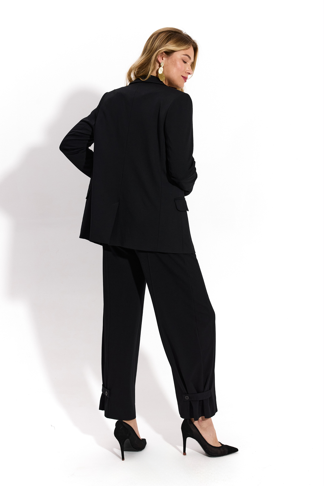 BIG BUSINESS black
