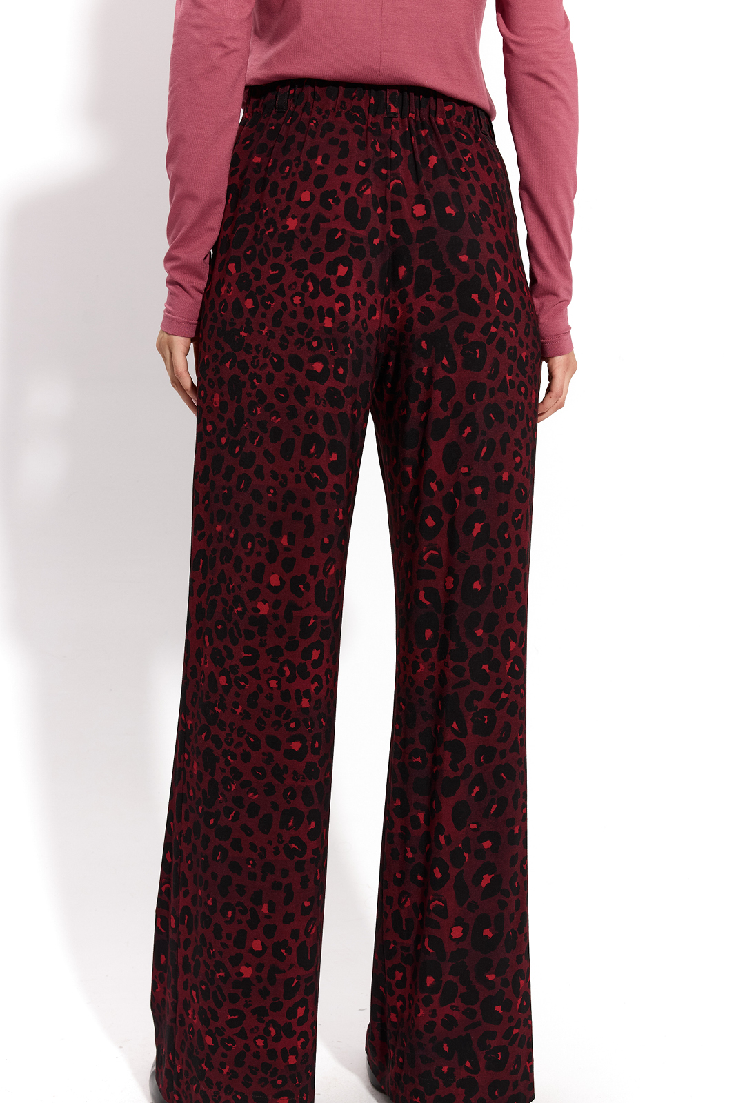 SPRYCIARY print leo red wine