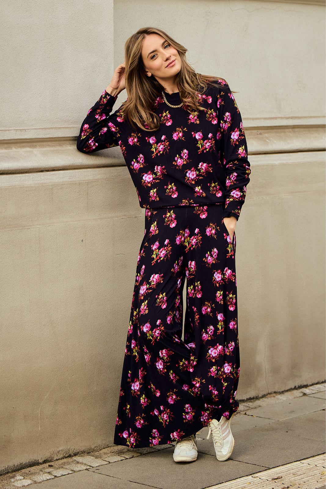 LUCY IN THE SKY risk'n'roses black print