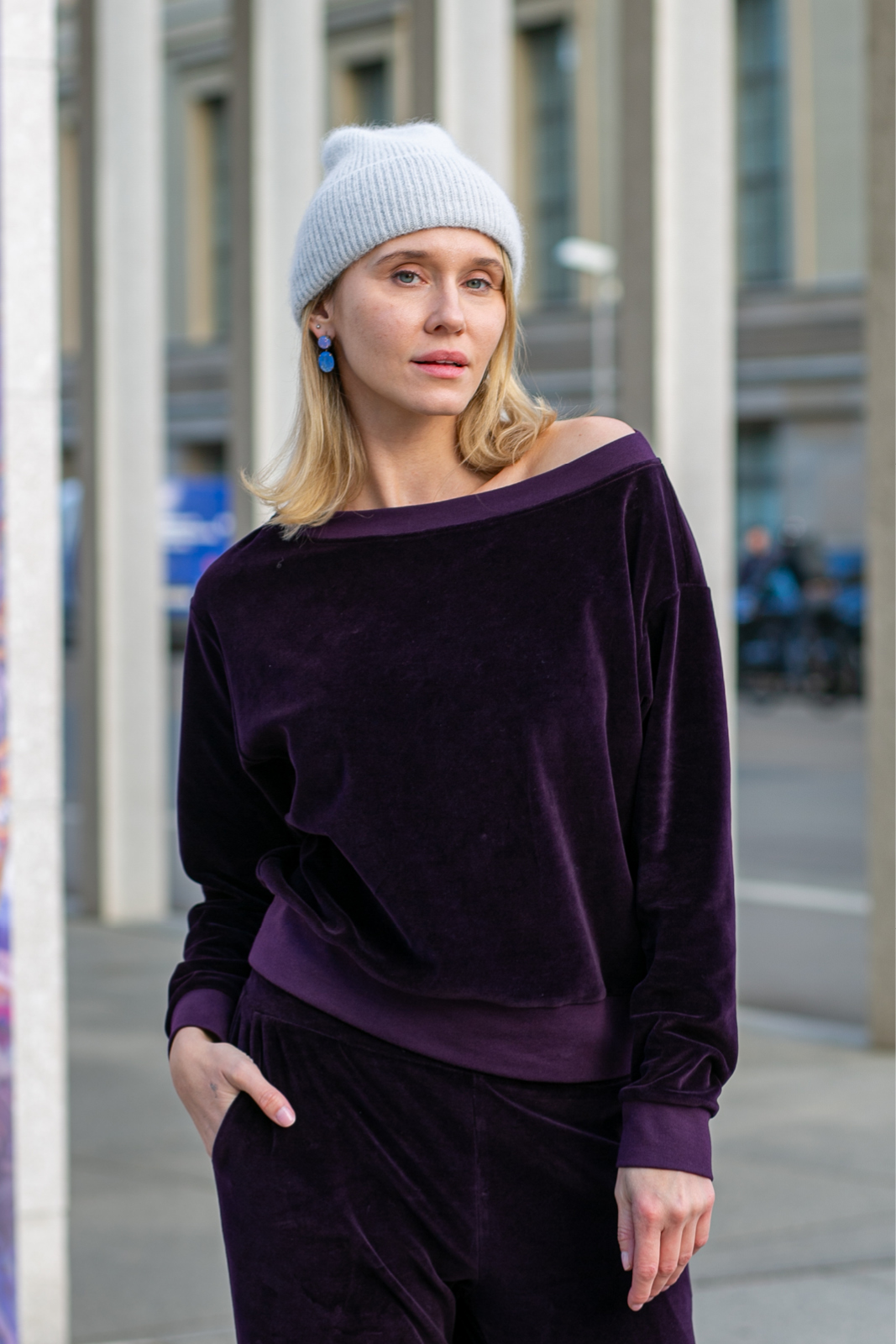 OVERSIZED SWEATSHIRT plum velvet
