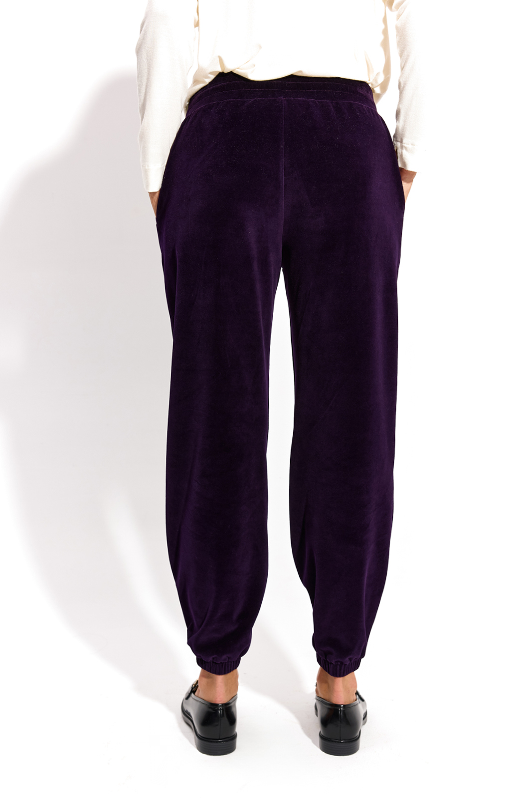 SWEATPANTS plum velvet