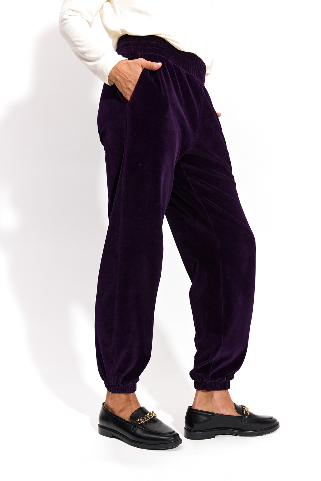 SWEATPANTS plum velvet