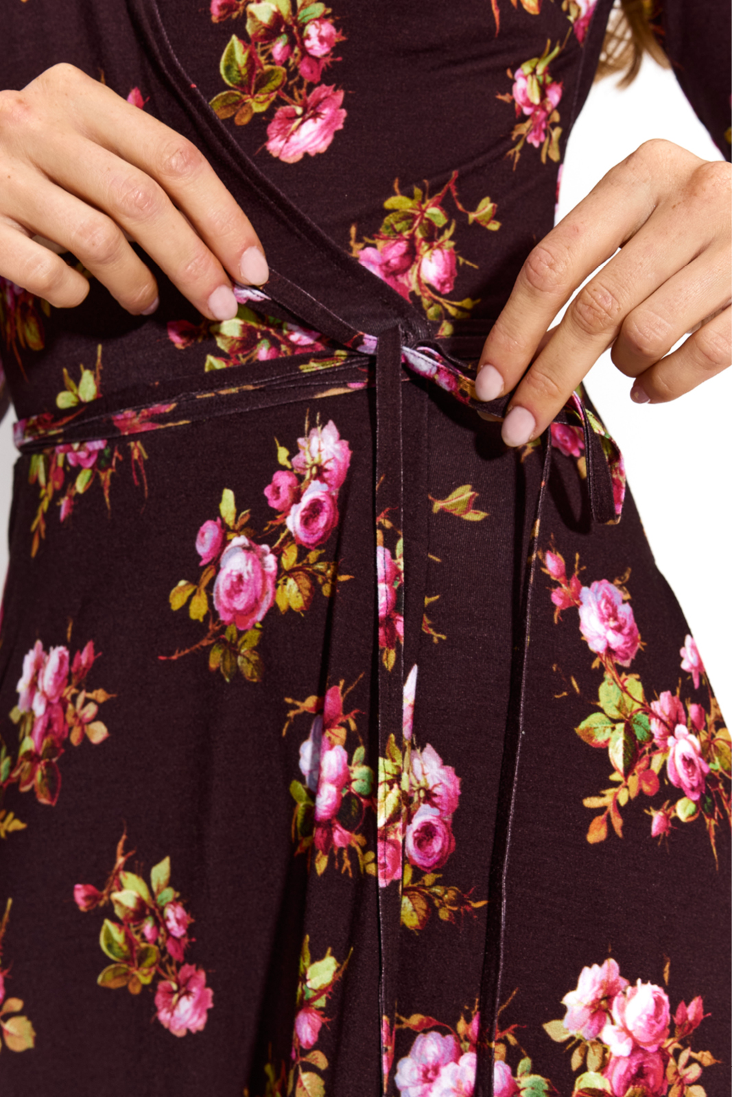 DREAMGIRL Z DŁUGIM RĘKAWEM print risk'n'roses brązowa