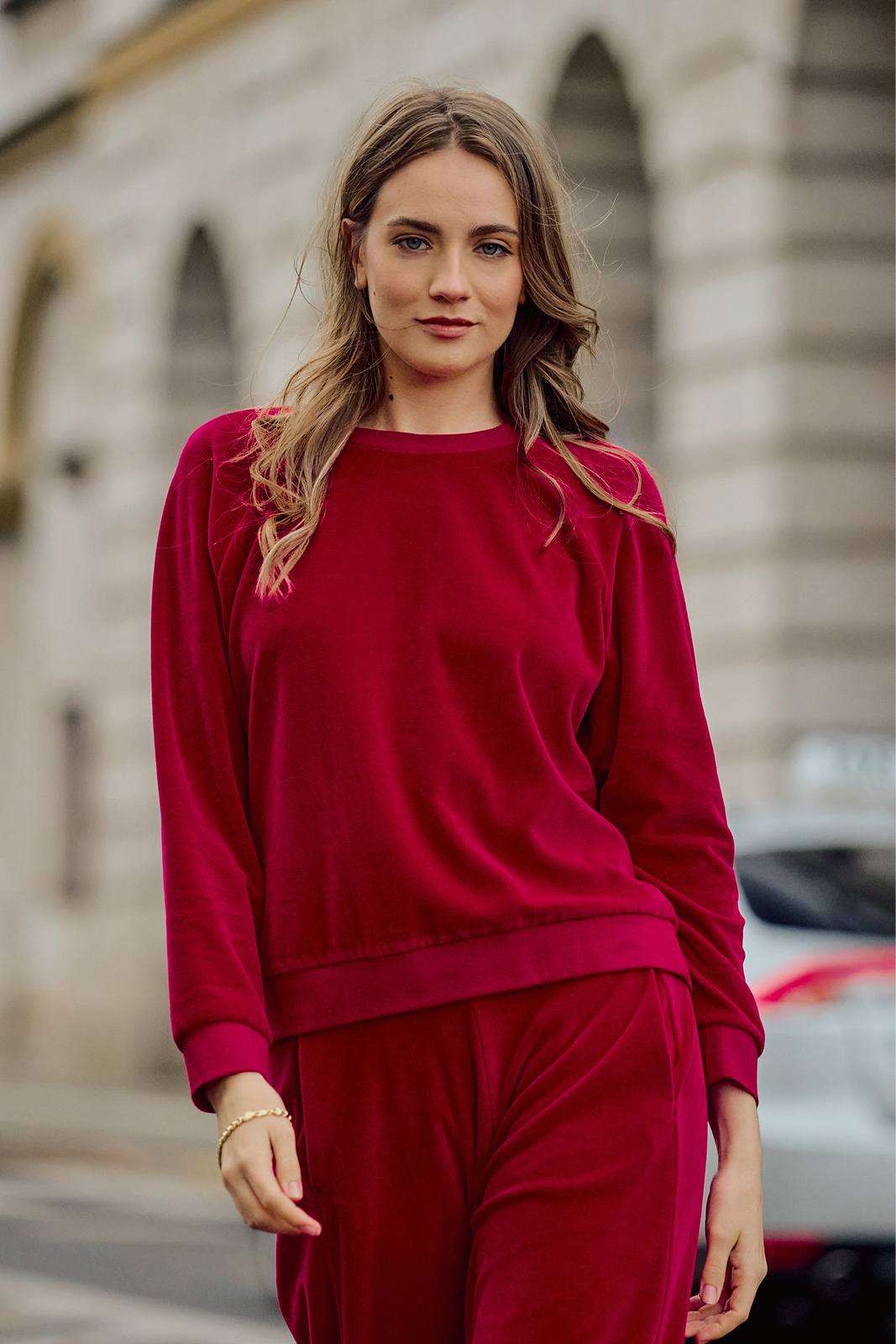 LUCY IN THE SKY scarlet velvet