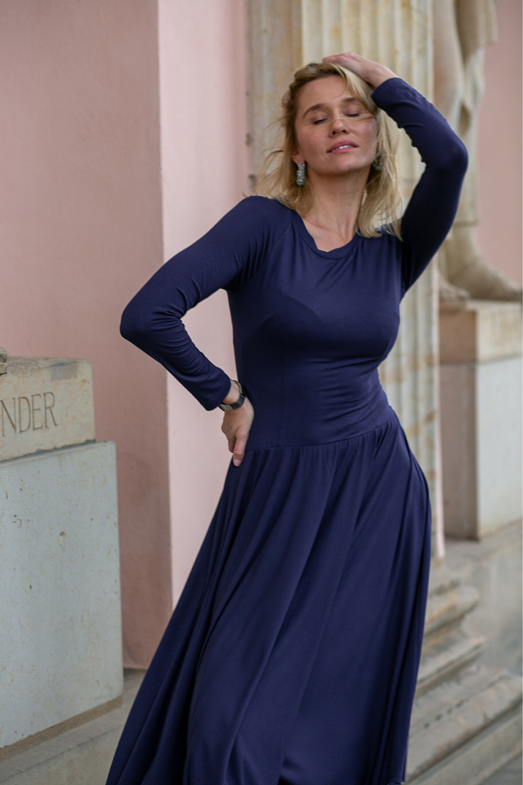 RISK AND THE CITY night navy blue