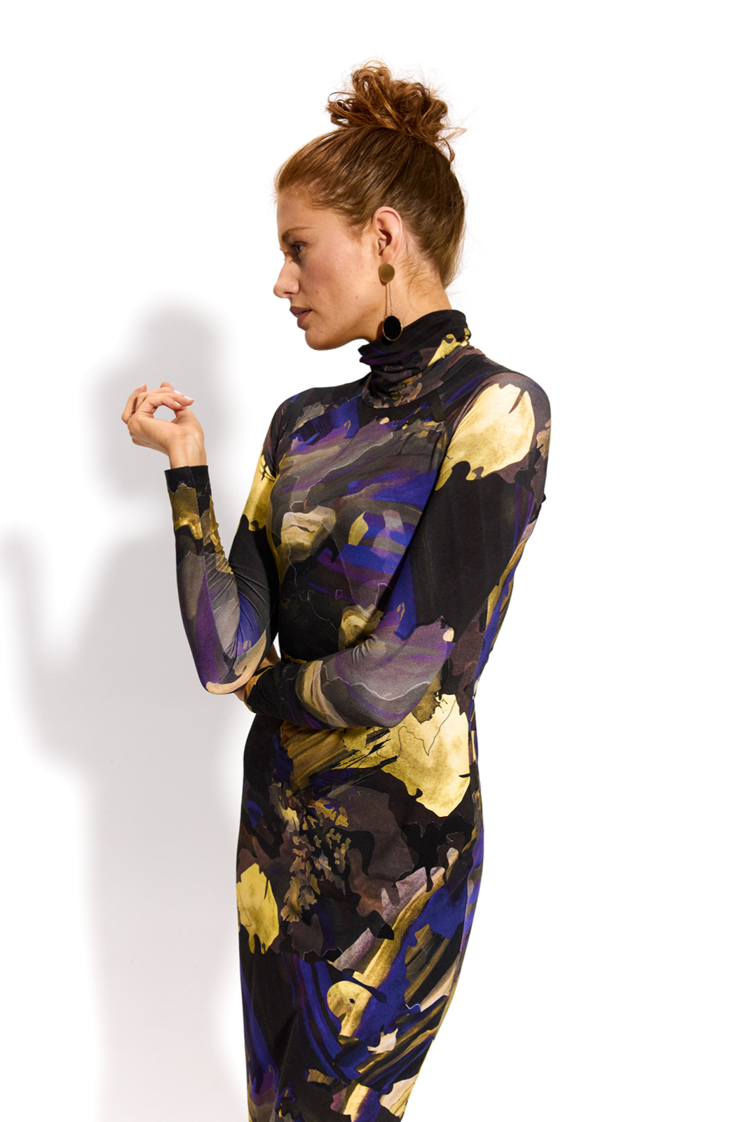 SKINCITY TURTLENECK MAXI gold dreamworld print