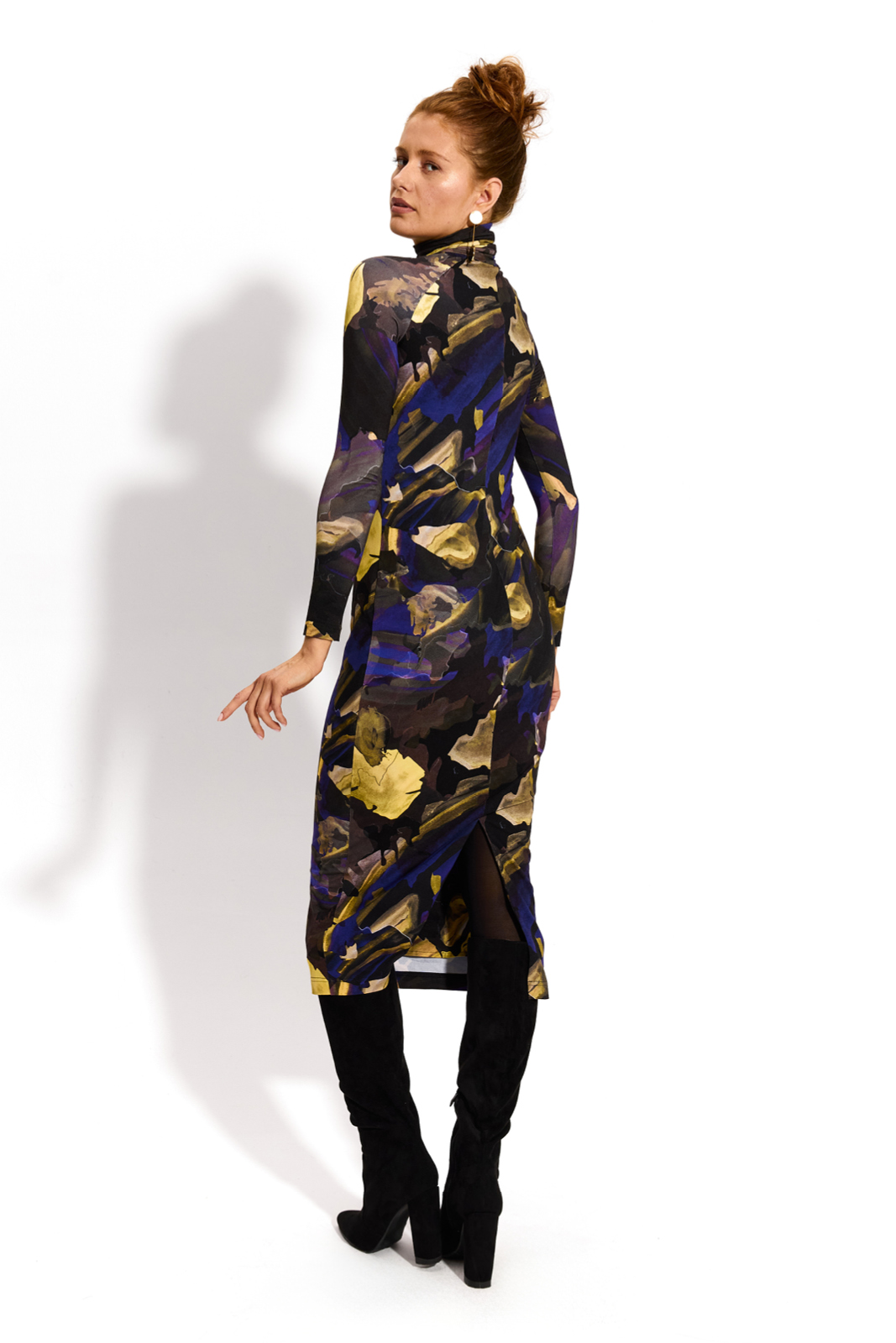 SKINCITY TURTLENECK MAXI gold dreamworld print
