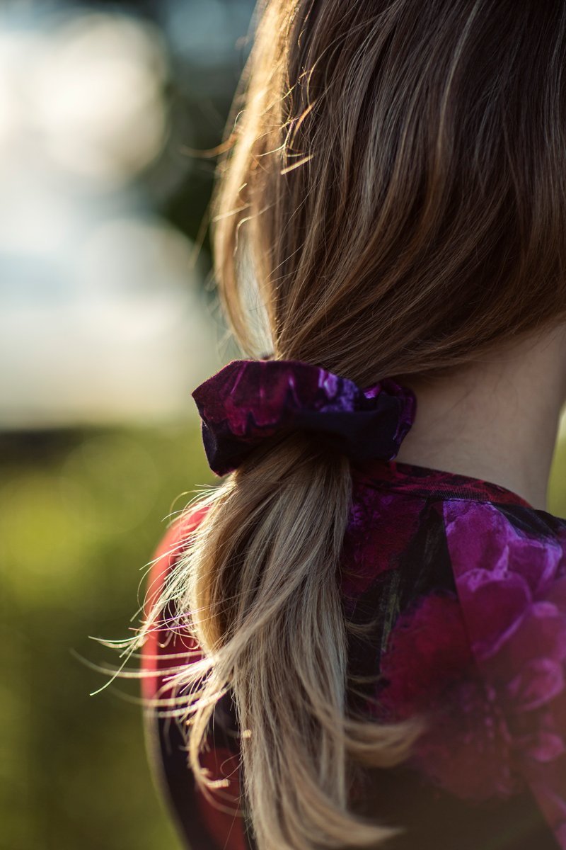 SCRUNCHIE dahlias print