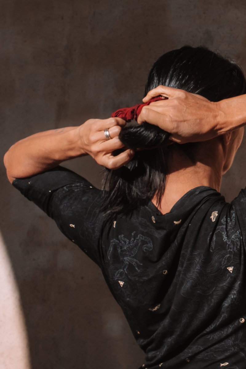 SCRUNCHIE bordo wish you luck print