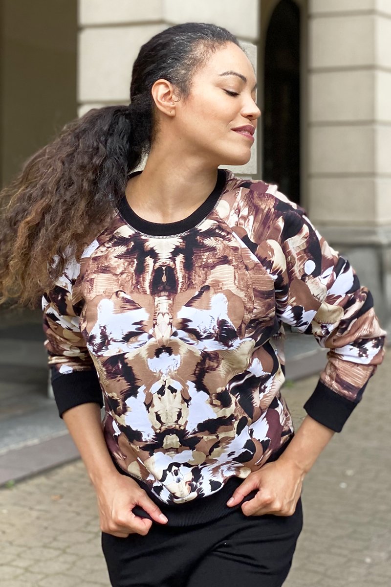 LUCY IN THE SKY print Rorschach pustynia