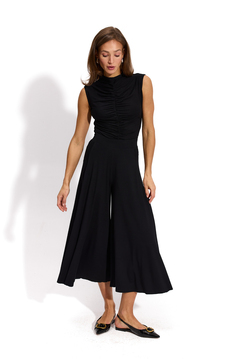 {b}SASHA 180 cm
modelka
spodnie XS