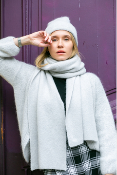 {b}MARZENA 182 cm
head of production
scarf ONE SIZE