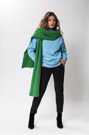 {b}ELLA 173 cm
model
wool cap ONE SIZE
wool scarf ONE SIZE
hoodie M
pants M