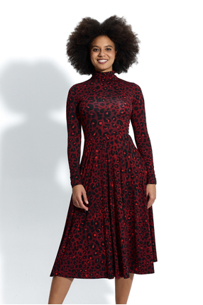GO(LF) FOR IT print leo wild red