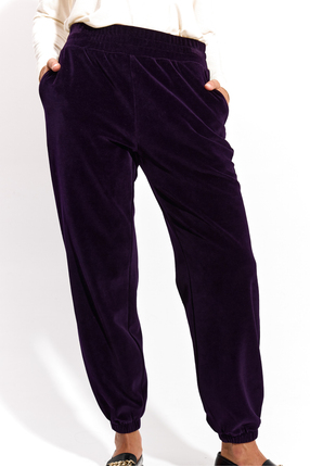 SWEATPANTS plum velvet