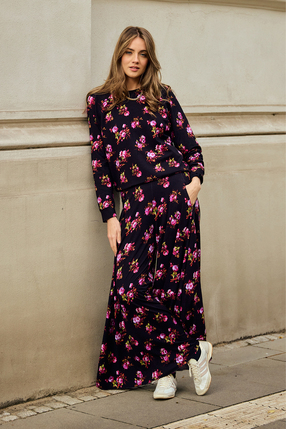 PRIMAVERAS risk'n'roses black print